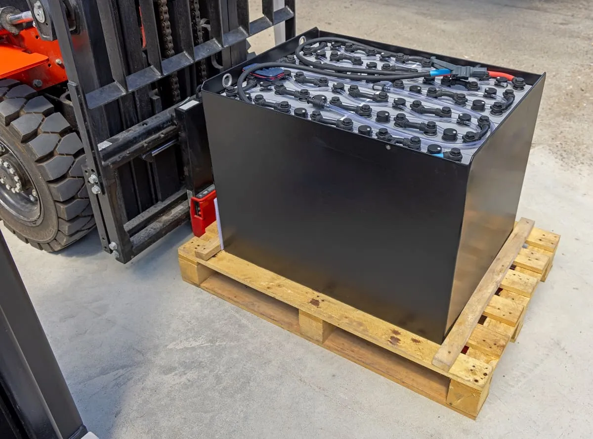 Charge Forklift Batteries for Maximum Performance