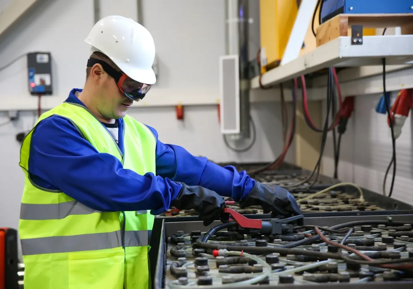 Forklift Battery Service